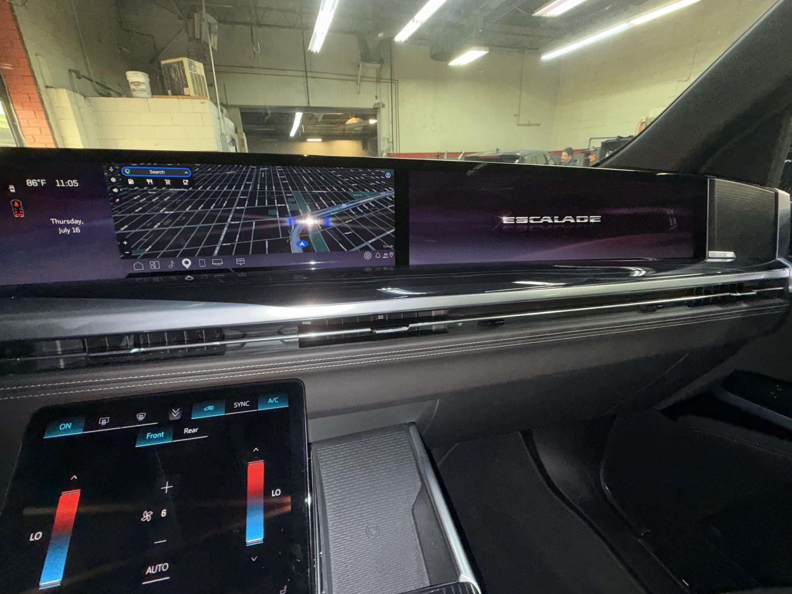 2025 Cadillac Escalade ESV Sport
