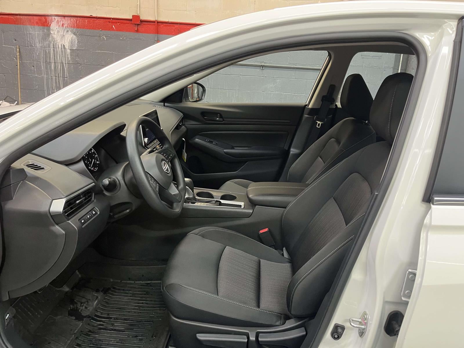 2025 Nissan Altima S FWD