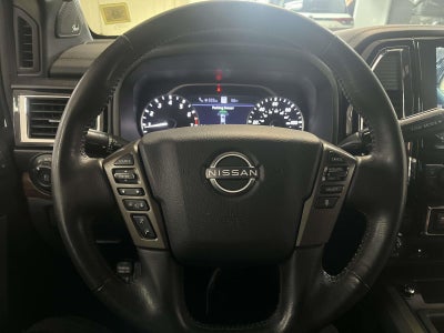 2023 Nissan TITAN Crew Cab Platinum Reserve 4x4