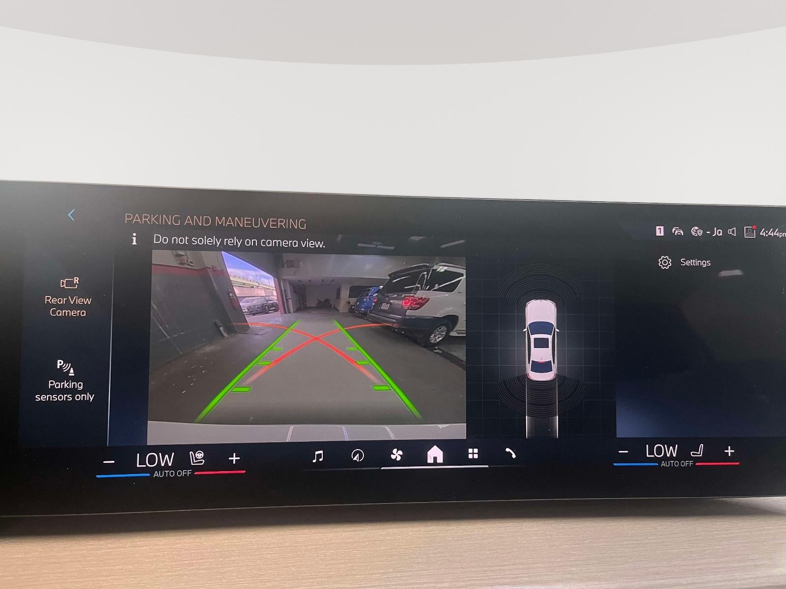 2025 BMW 330i 330i