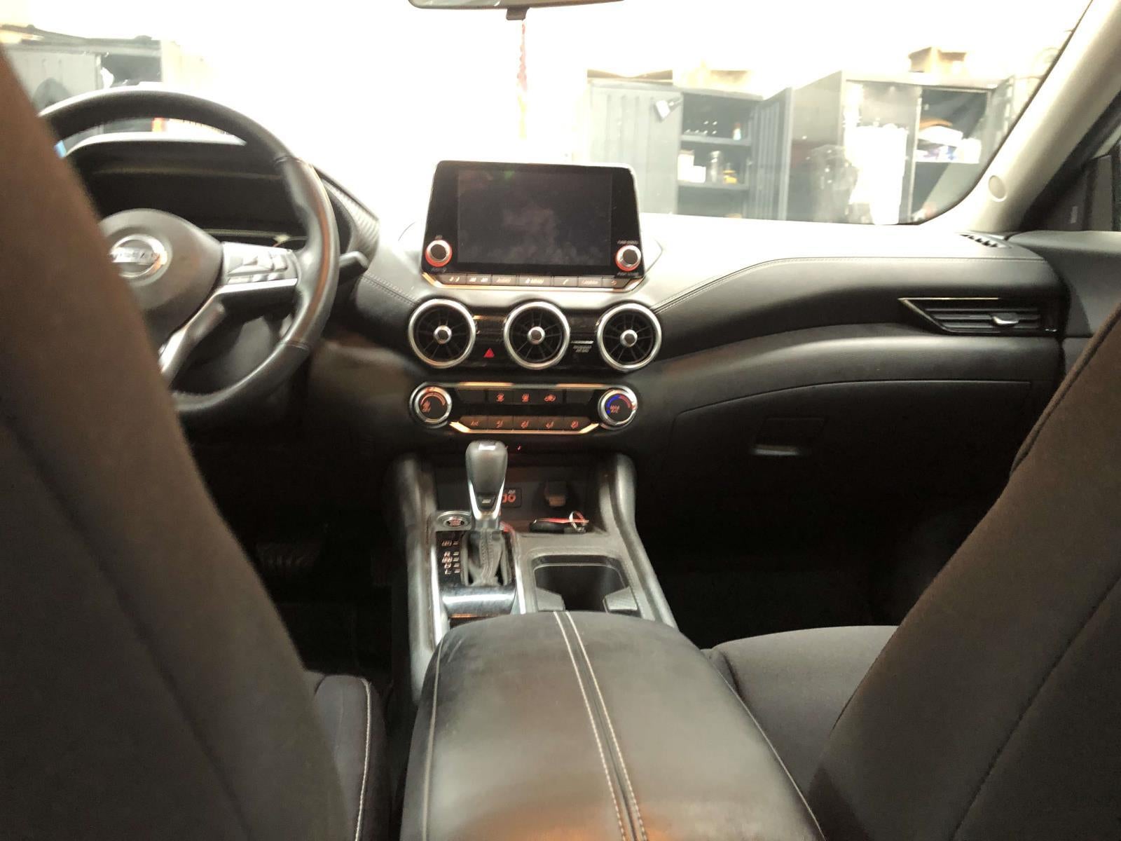 2022 Nissan Sentra SV Xtronic CVT