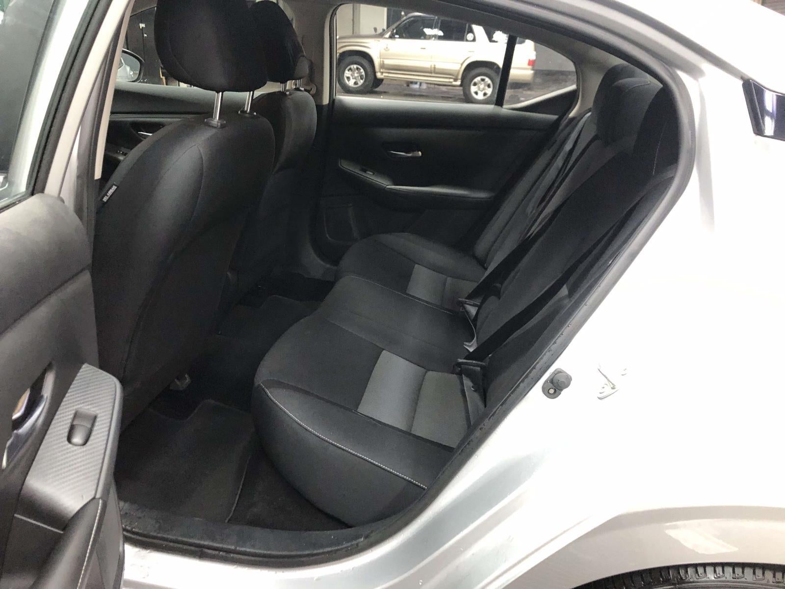 2022 Nissan Sentra SV Xtronic CVT