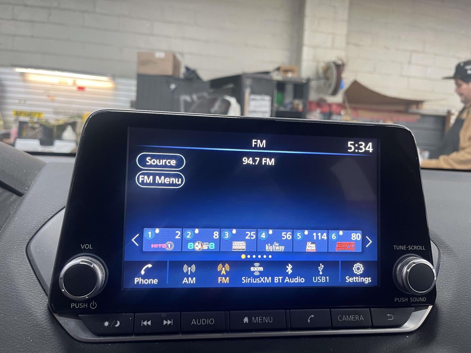 2023 Nissan Sentra SR Xtronic CVT