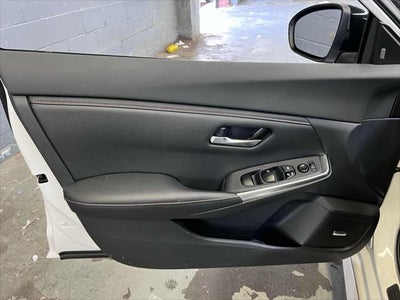 2022 Nissan Sentra SR Xtronic CVT