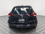 2021 Nissan Kicks S Xtronic CVT