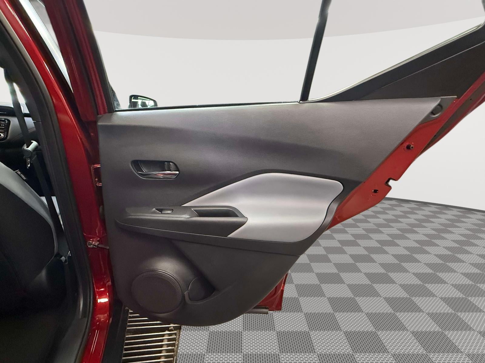 2023 Nissan Kicks SR Xtronic CVT