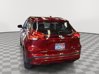 2023 Nissan Kicks SR Xtronic CVT