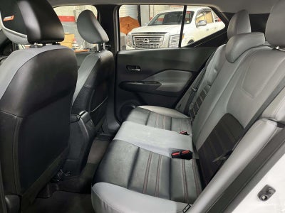 2023 Nissan Kicks SR Xtronic CVT