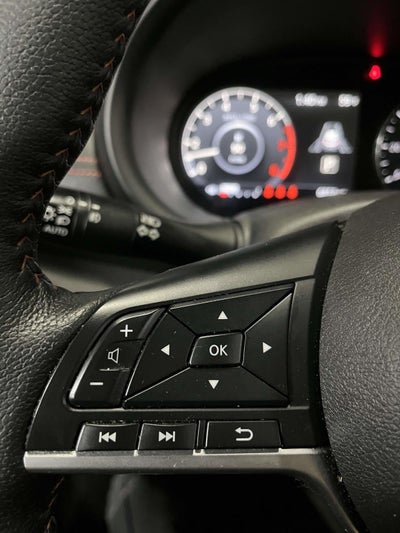 2023 Nissan Kicks SR Xtronic CVT