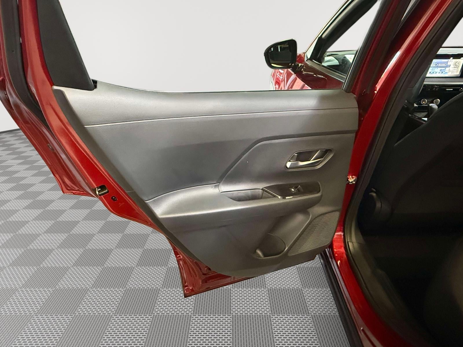 2025 Nissan Kicks SV Intelligent AWD
