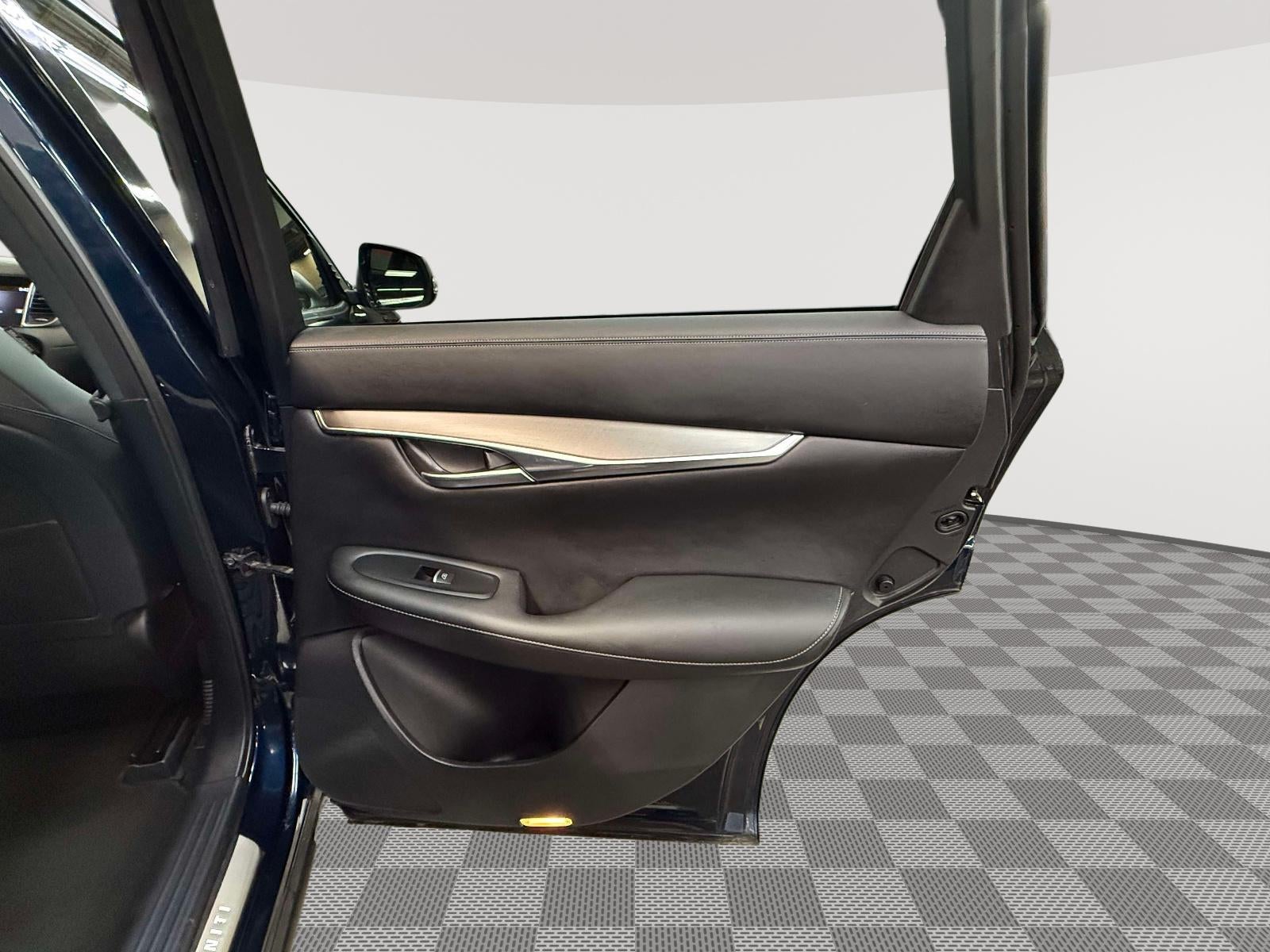 2023 INFINITI QX50 LUXE AWD
