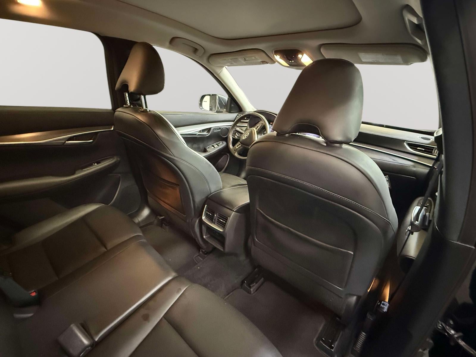 2023 INFINITI QX50 LUXE AWD