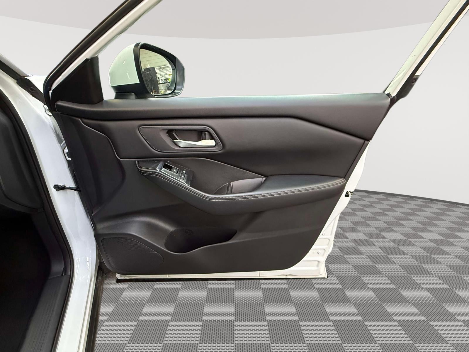 2024 Nissan Rogue SV FWD