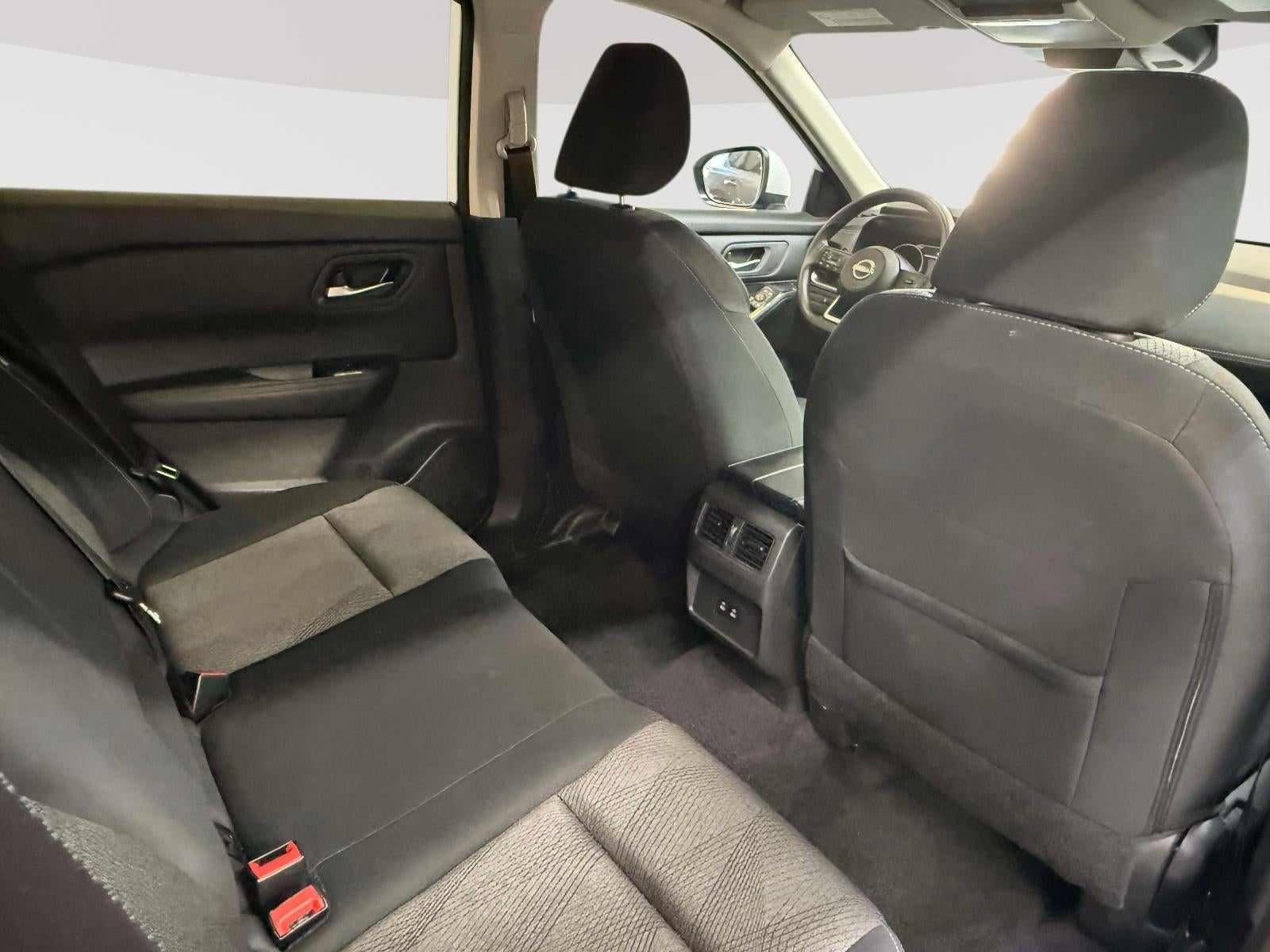 2024 Nissan Rogue SV FWD