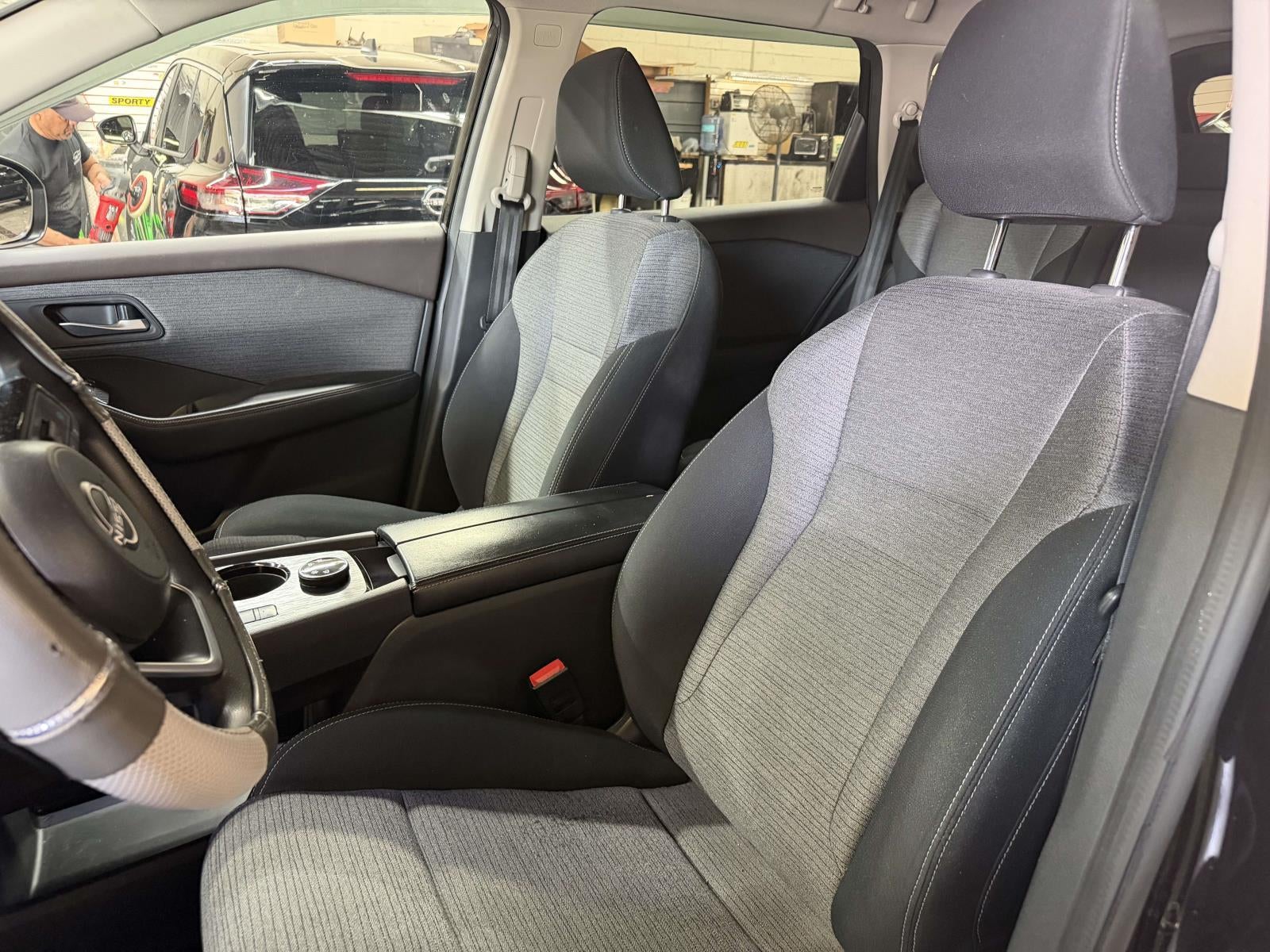2022 Nissan Rogue SV Intelligent AWD