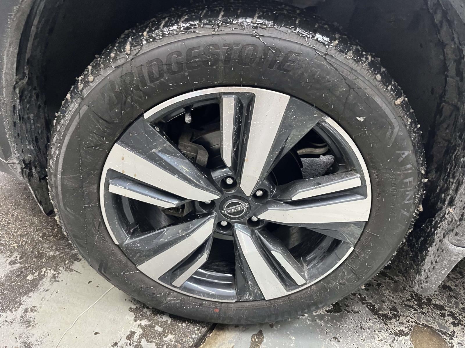 2023 Nissan Rogue SL Intelligent AWD