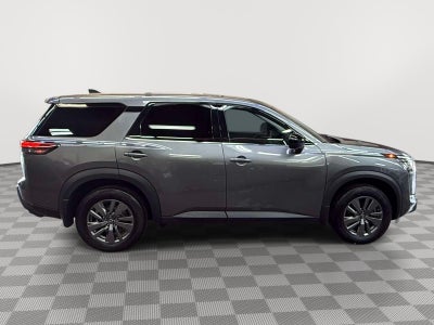 2024 Nissan Pathfinder S 4WD