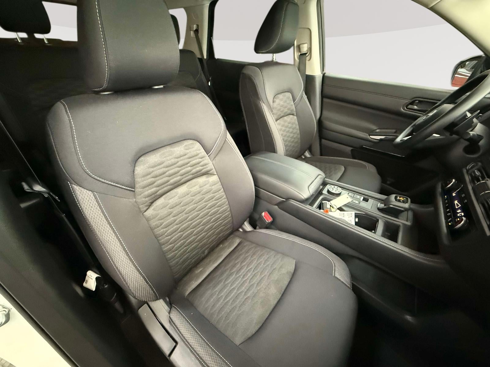 2023 Nissan Pathfinder S 4WD