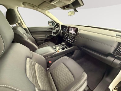 2023 Nissan Pathfinder S 4WD