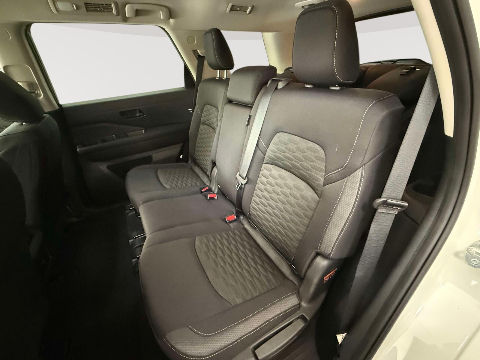 2023 Nissan Pathfinder S 4WD