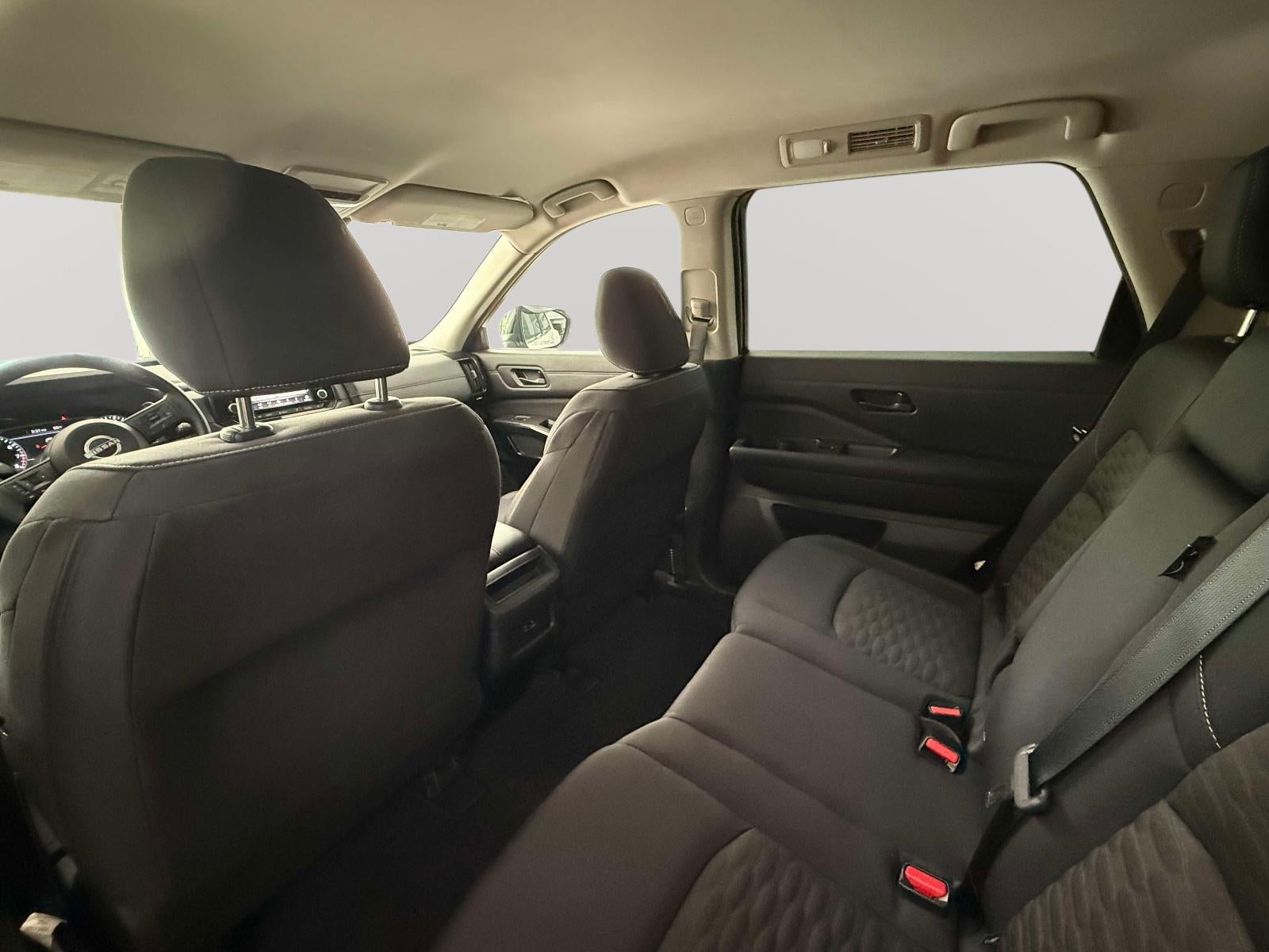 2023 Nissan Pathfinder S 4WD