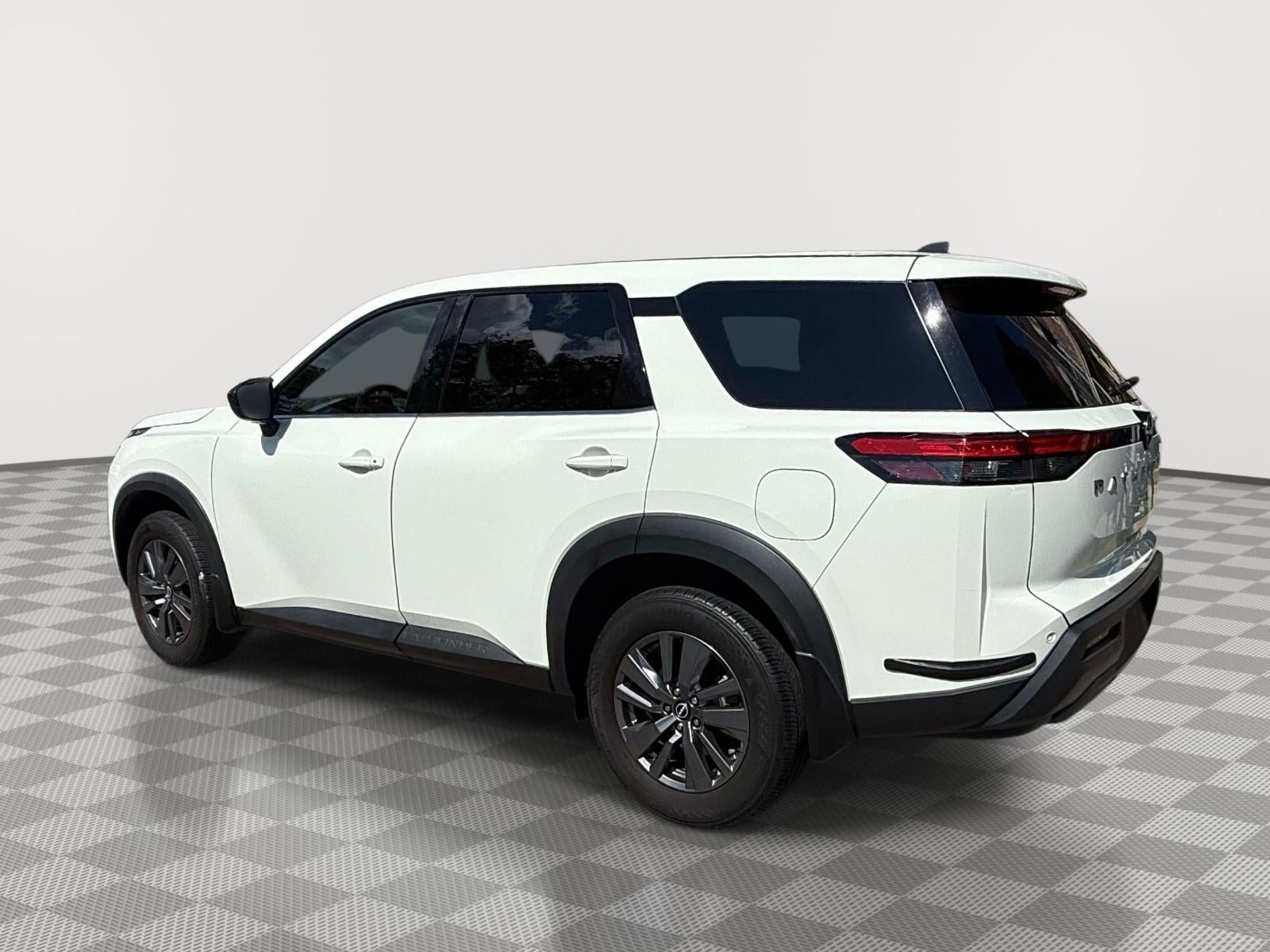 2023 Nissan Pathfinder S 4WD
