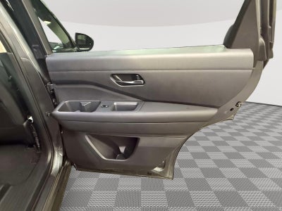 2025 Nissan Pathfinder S 4WD