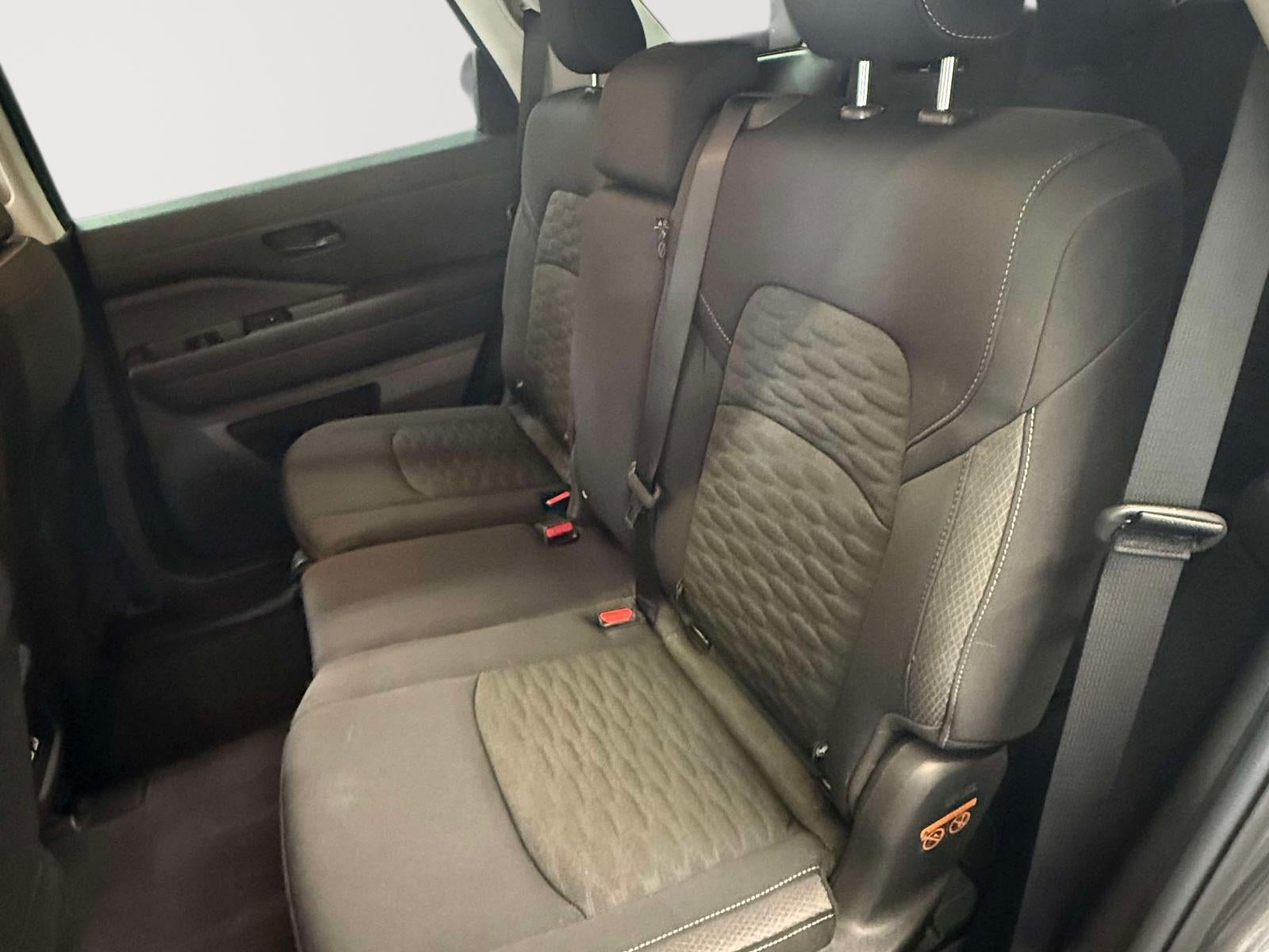2025 Nissan Pathfinder S 4WD