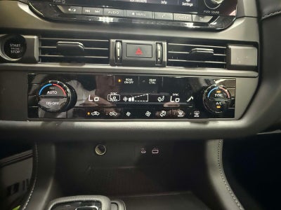 2025 Nissan Pathfinder S 4WD