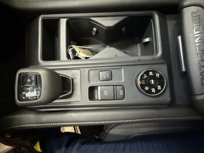 2025 Nissan Pathfinder S 4WD