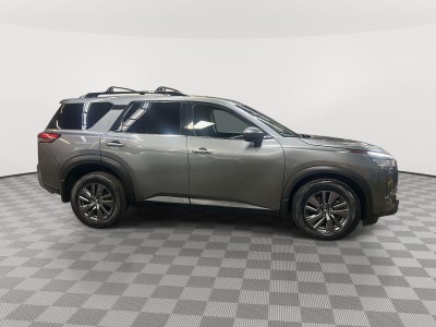 2022 Nissan Pathfinder SV 4WD
