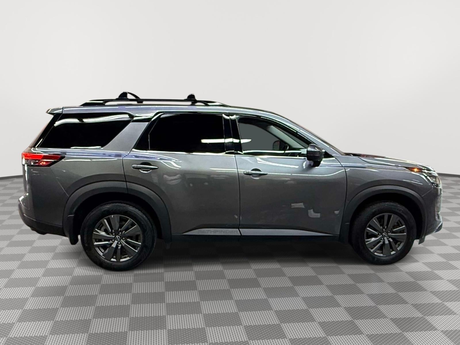 2024 Nissan Pathfinder SV 4WD