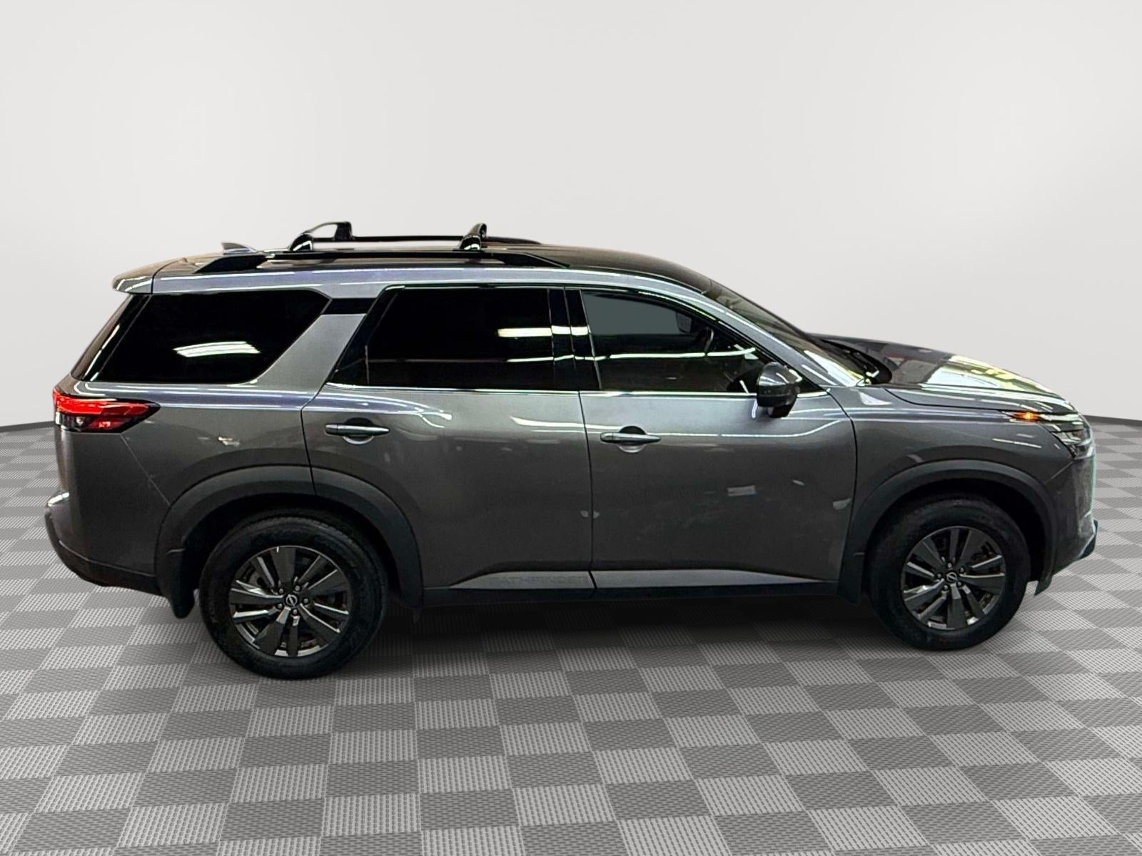 2024 Nissan Pathfinder SV 4WD
