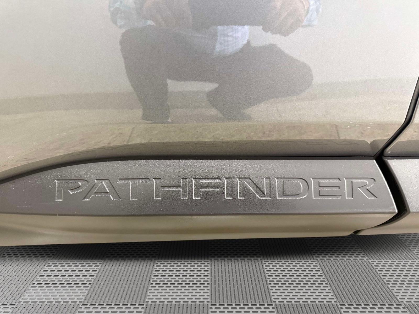 2025 Nissan Pathfinder SV 4WD