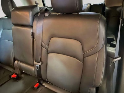 2023 Nissan Pathfinder SL 4WD