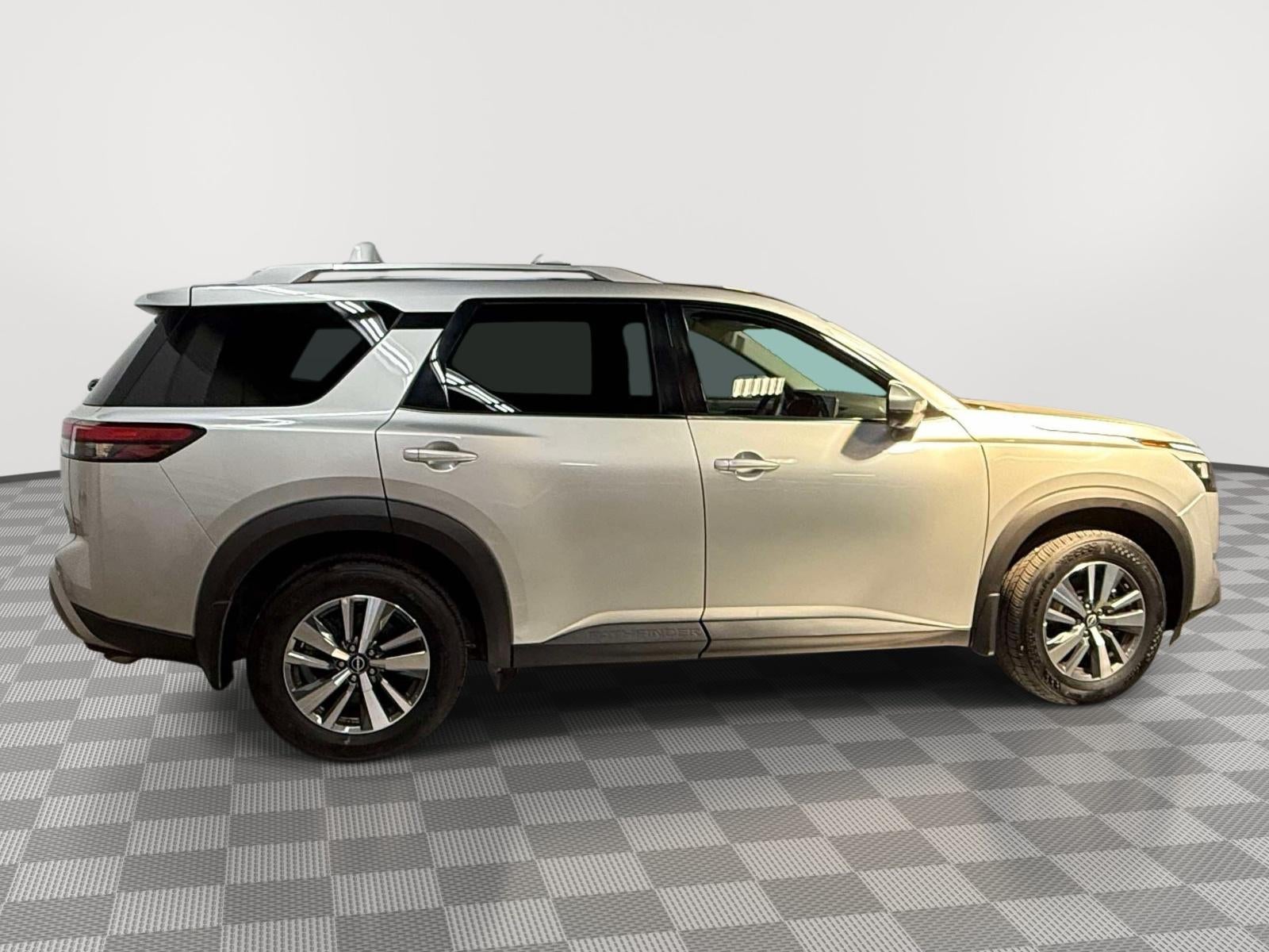 2024 Nissan Pathfinder SL 4WD