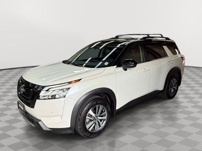 2024 Nissan Pathfinder SL 4WD