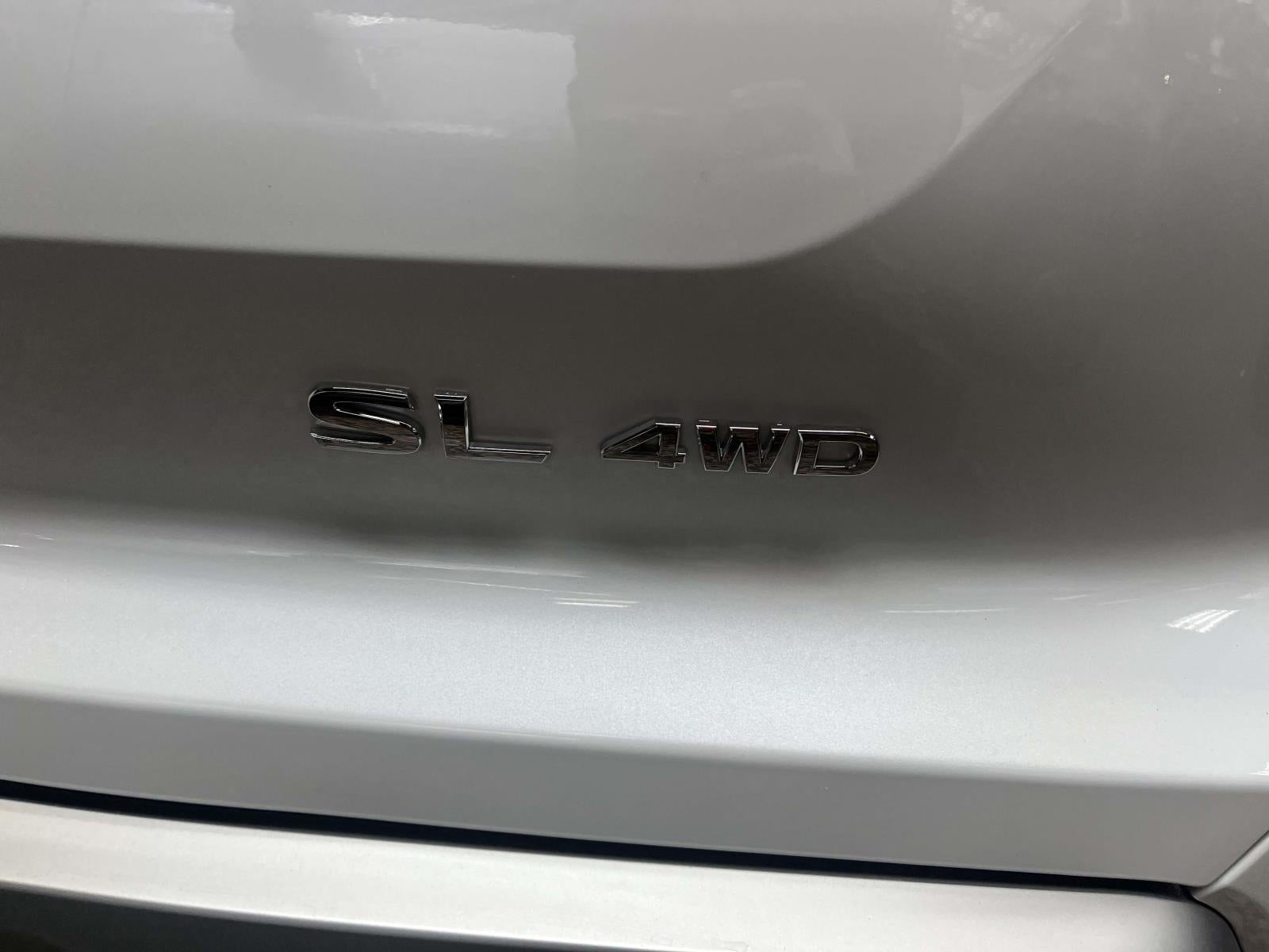 2025 Nissan Pathfinder SL 4WD