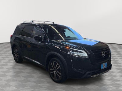 2023 Nissan Pathfinder Platinum 4WD