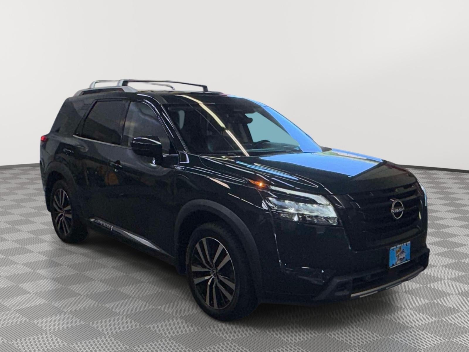 2023 Nissan Pathfinder Platinum 4WD