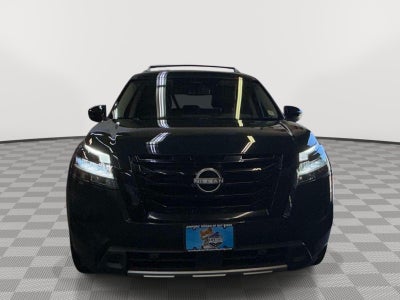 2023 Nissan Pathfinder Platinum 4WD