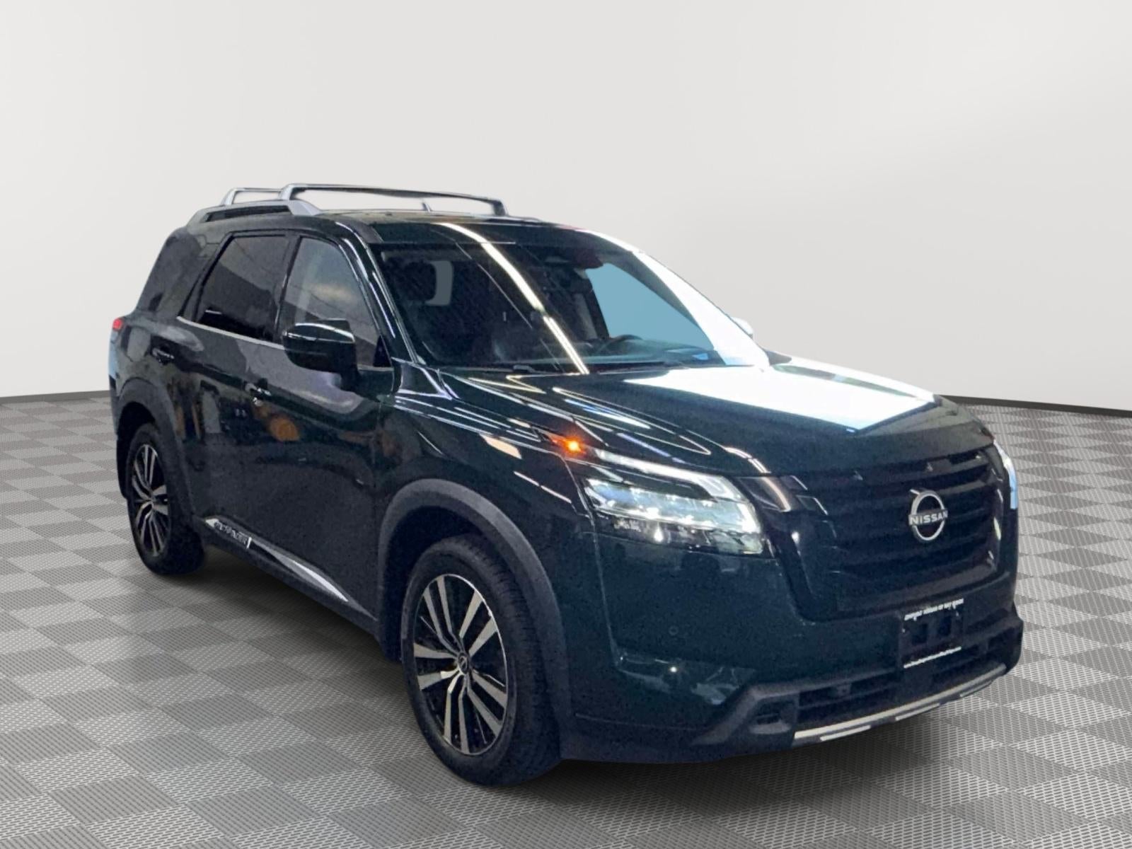 2023 Nissan Pathfinder Platinum 4WD