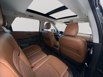 2023 Nissan Pathfinder Platinum 4WD