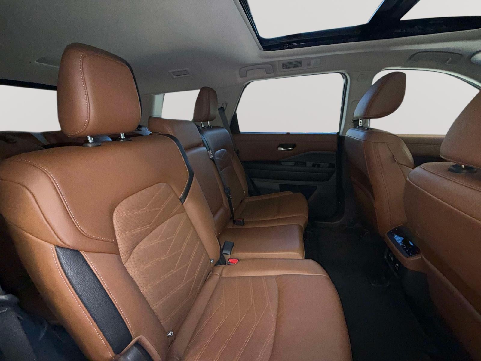 2023 Nissan Pathfinder Platinum 4WD