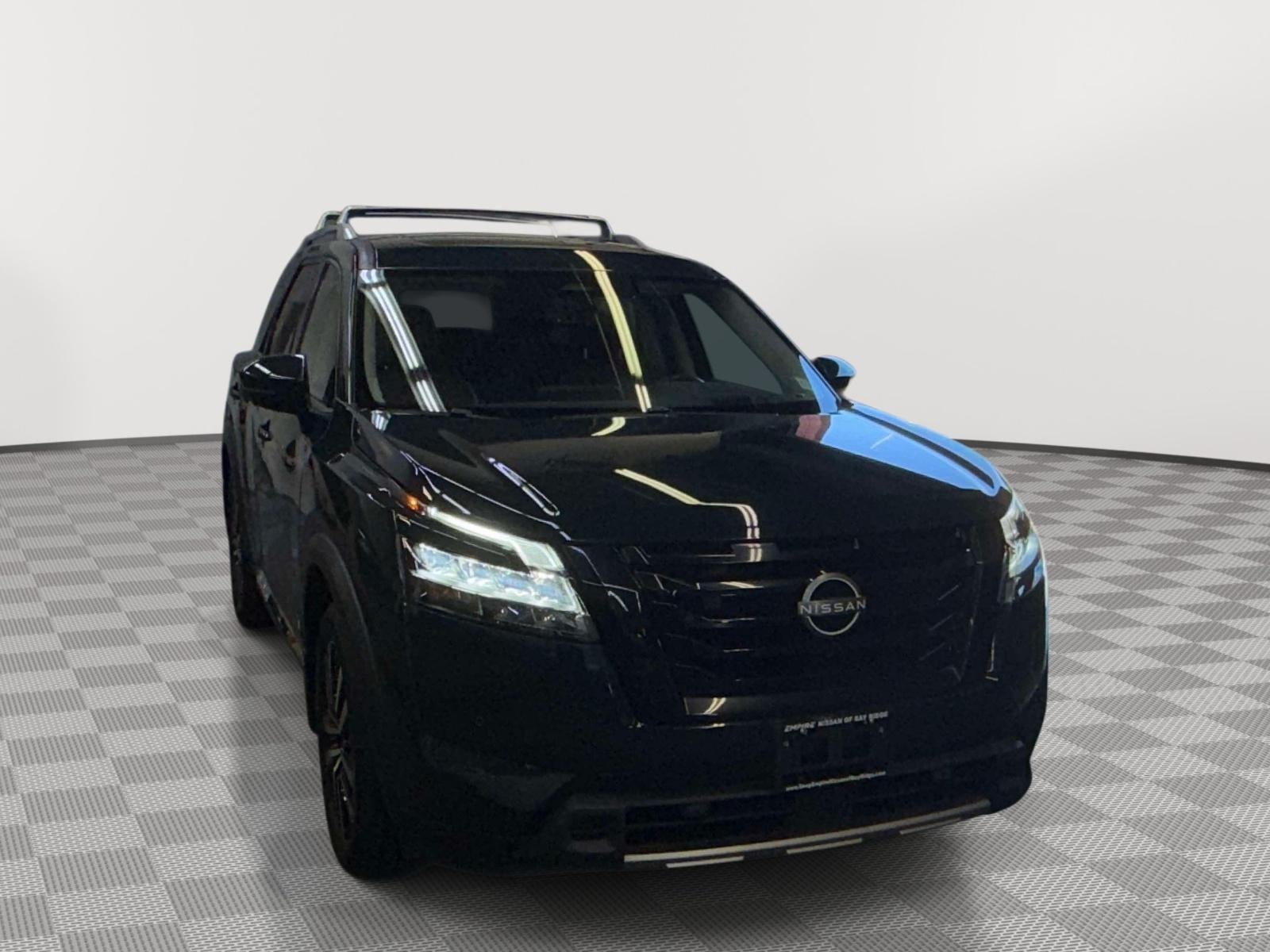 2023 Nissan Pathfinder Platinum 4WD