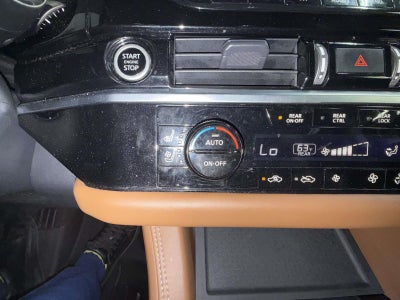 2022 Nissan Pathfinder Platinum 4WD