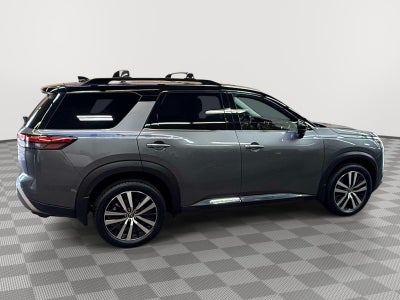 2023 Nissan Pathfinder Platinum 4WD