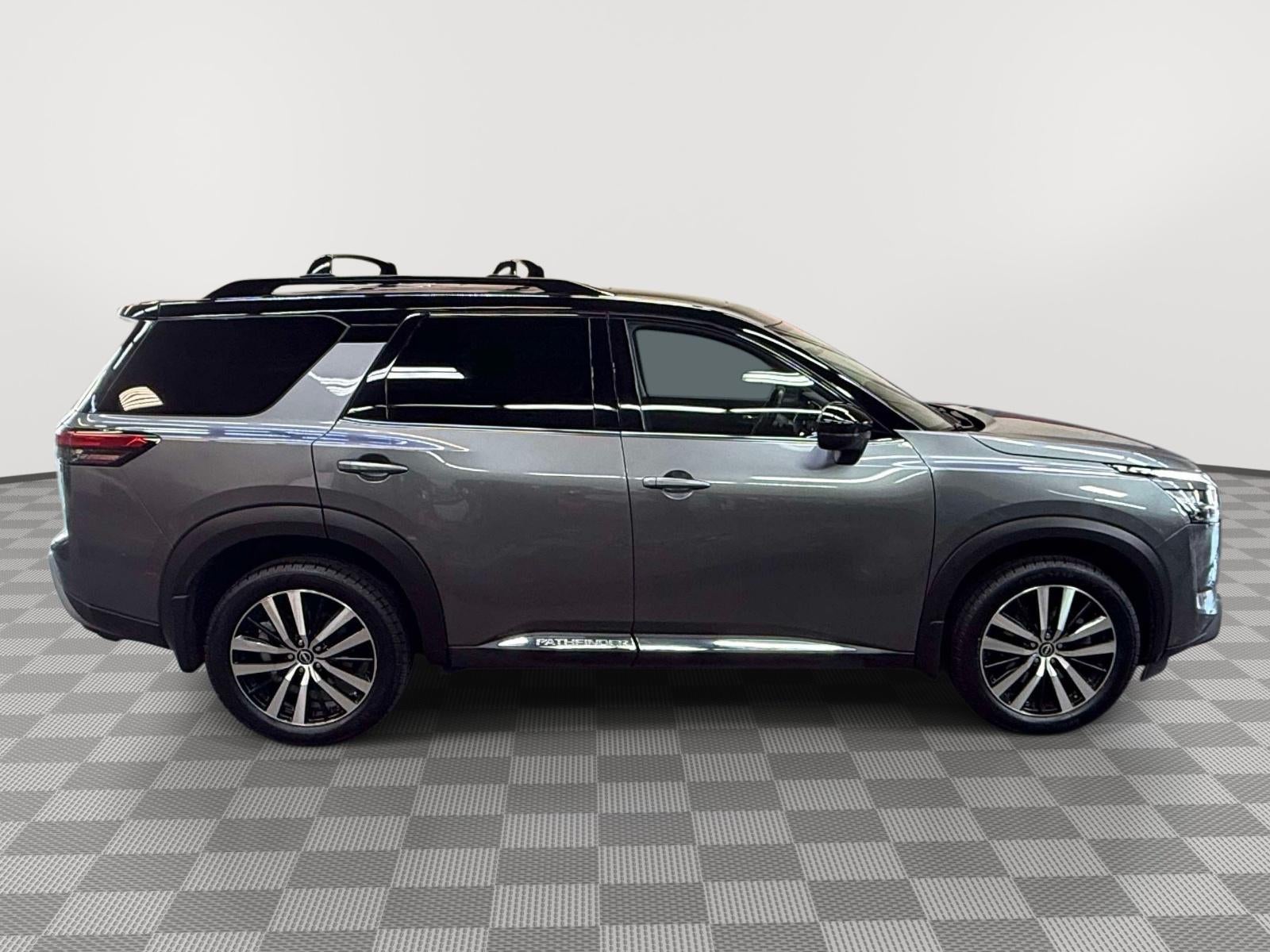 2023 Nissan Pathfinder Platinum 4WD