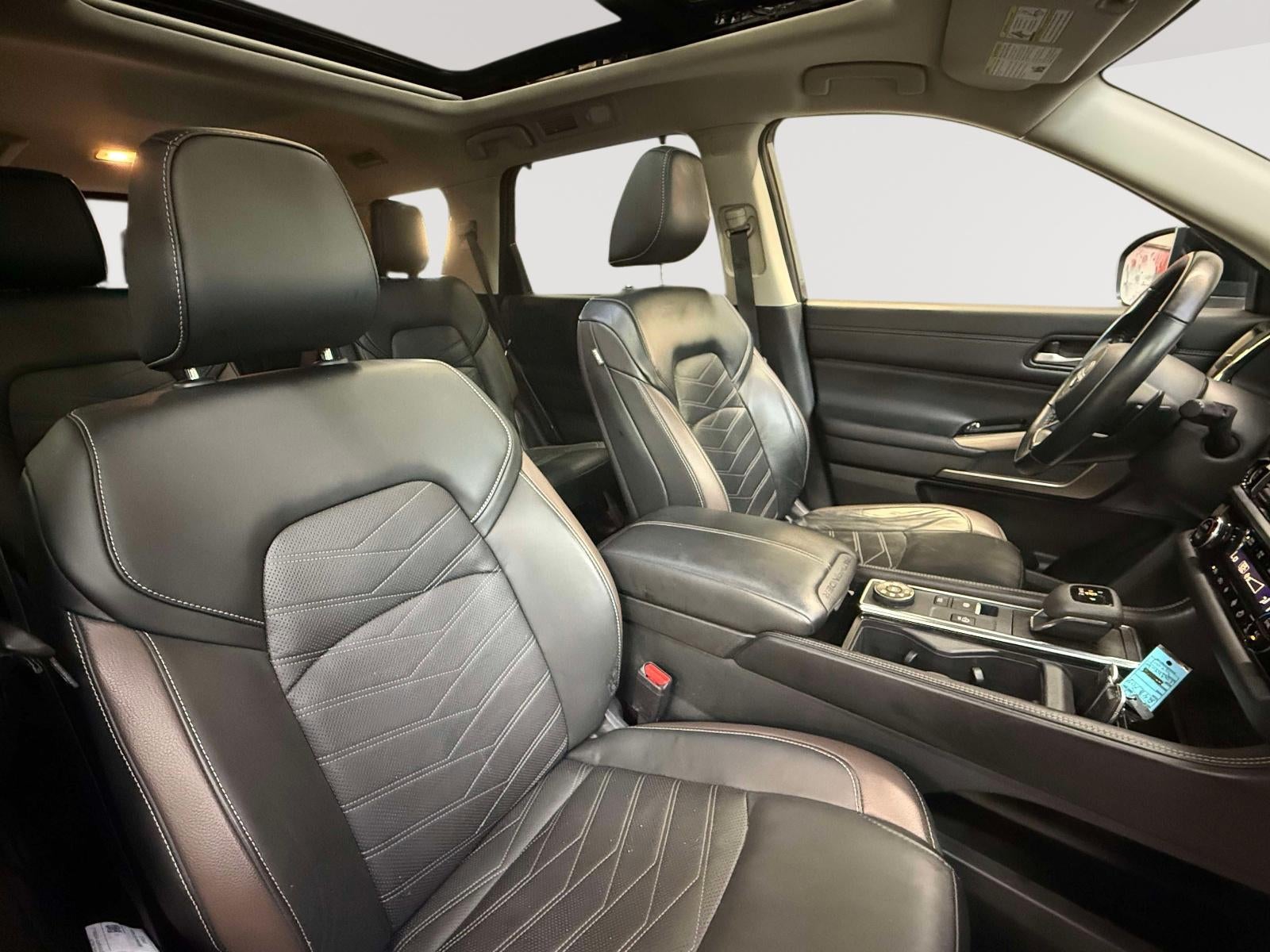 2023 Nissan Pathfinder Platinum 4WD