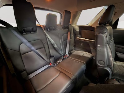2023 Nissan Pathfinder Platinum 4WD